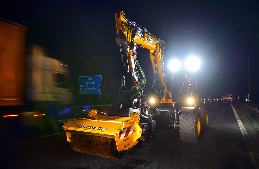 快速鏟除公路坑洞！JCB坑洞修補神器PotholePro